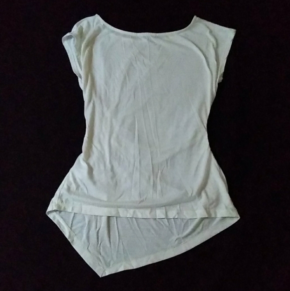 NWOT Mandee Asymmetrical Creamy White Rouched Tee - Picture 9 of 16